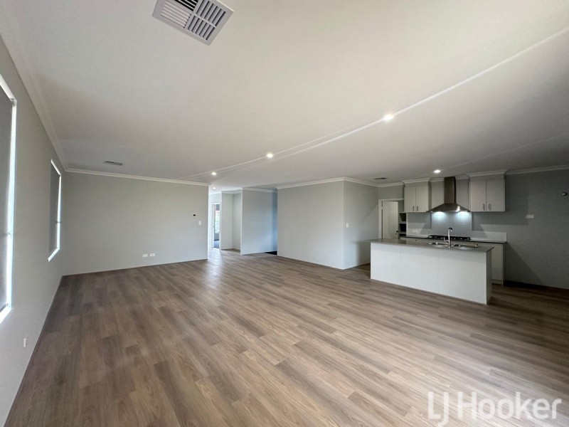 16 Nyabing Pass, Dawesville WA 6211