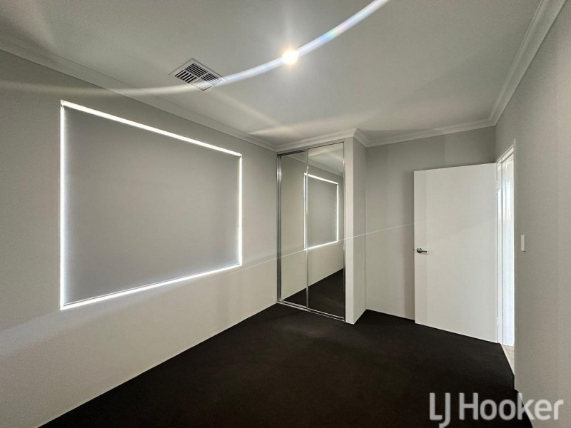 16 Nyabing Pass, Dawesville WA 6211