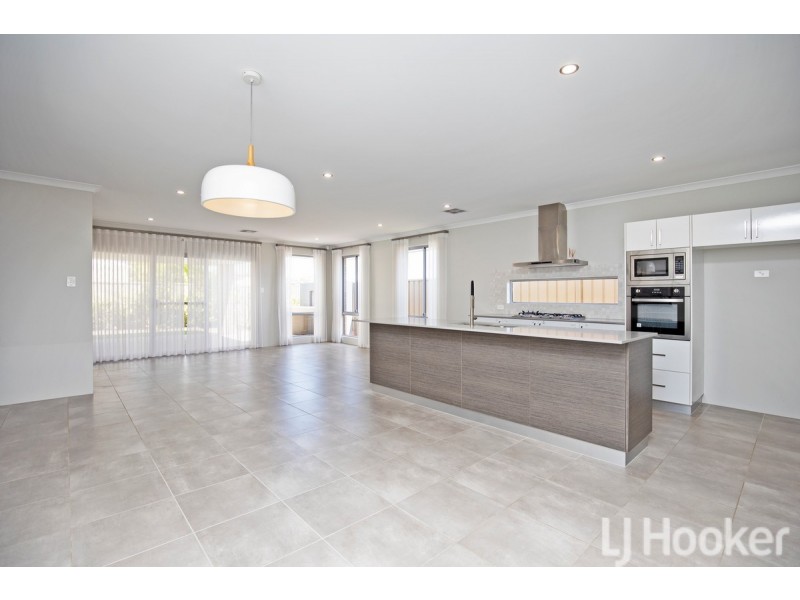 27 Tuscan Way, Karnup WA 6176