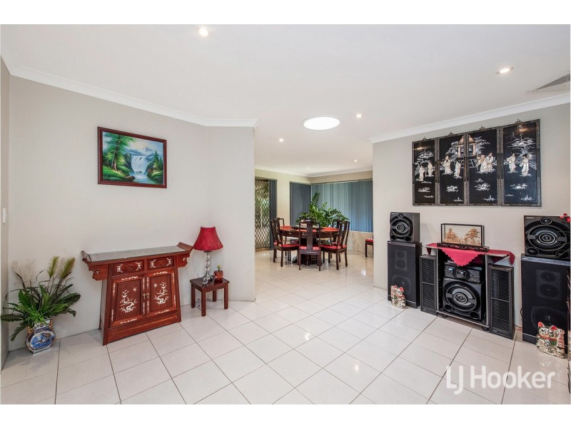 15 Windermere Way, Greenfields WA 6210