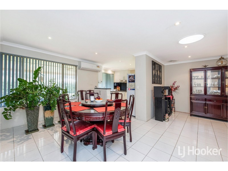 15 Windermere Way, Greenfields WA 6210