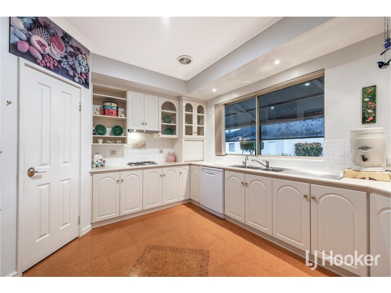 14 Midsummer Circle, Pinjarra WA 6208