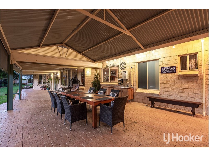 14 Midsummer Circle, Pinjarra WA 6208