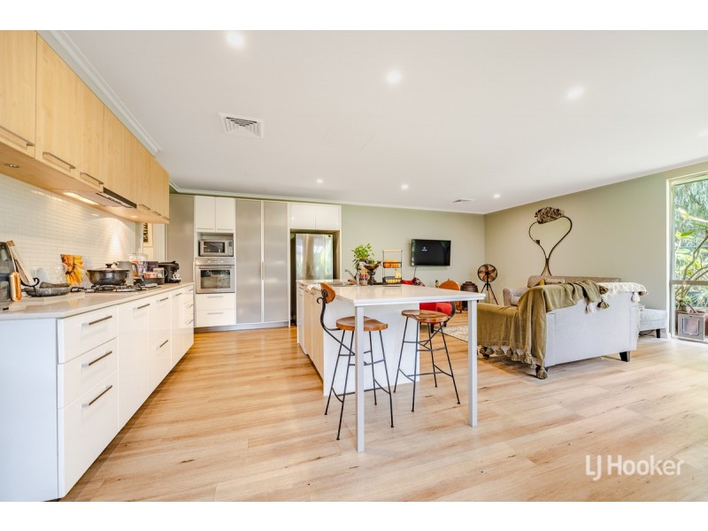 19 Tylney Loop, Meadow Springs WA 6210