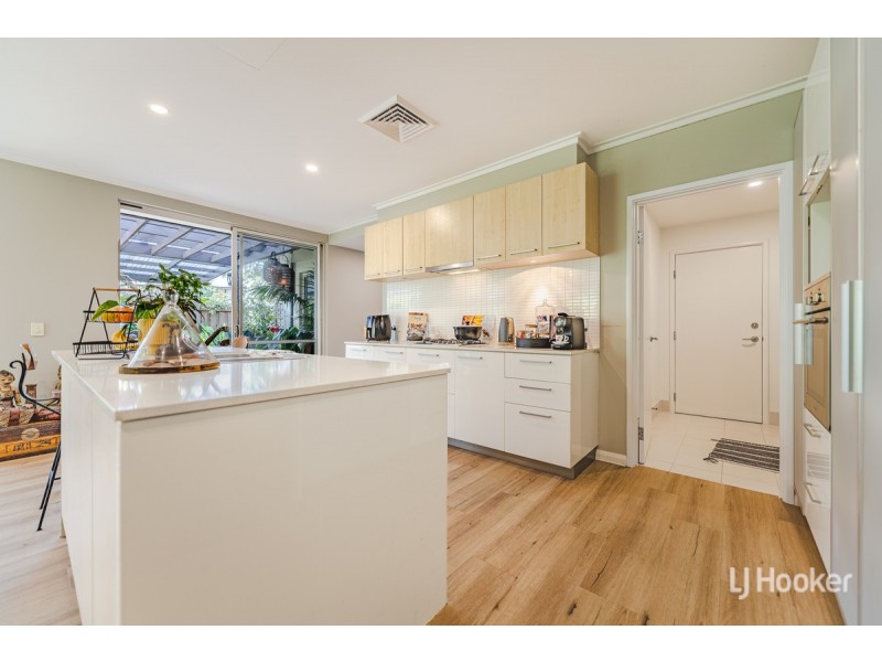 19 Tylney Loop, Meadow Springs WA 6210