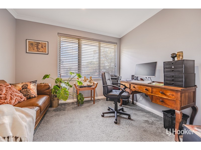 19 Tylney Loop, Meadow Springs WA 6210