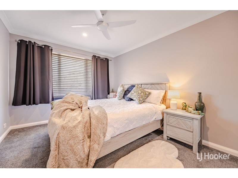 19 Tylney Loop, Meadow Springs WA 6210