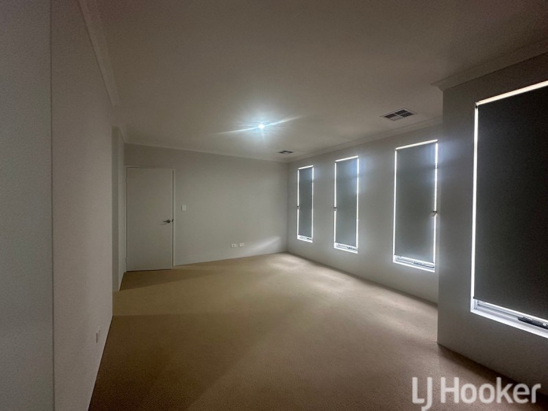 12 Pensacola Grove, Madora Bay WA 6210