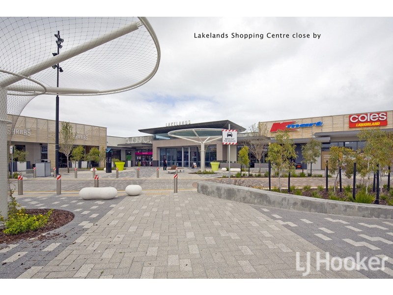 242 Badgerup Avenue, Lakelands WA 6180