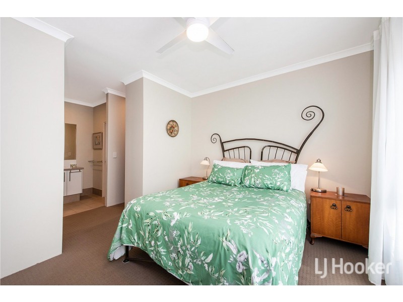 2 Thornbill Crescent, Coodanup WA 6210