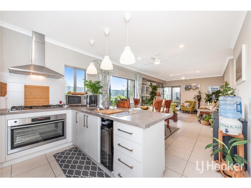 2 Thornbill Crescent, Coodanup WA 6210