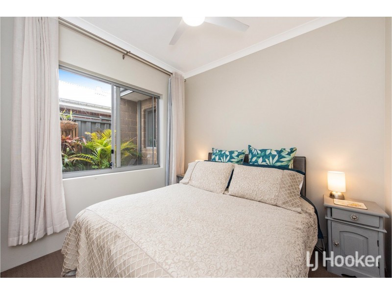 2 Thornbill Crescent, Coodanup WA 6210