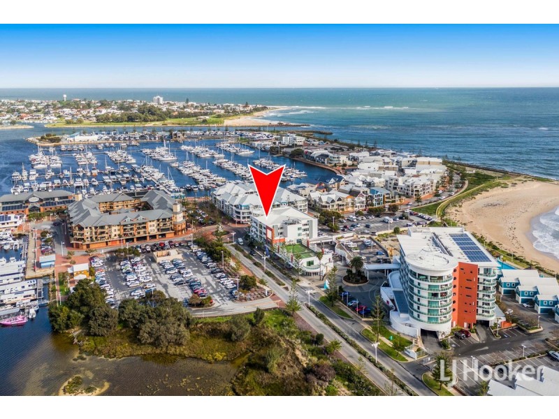 3205/16 Dolphin Drive, Mandurah WA 6210