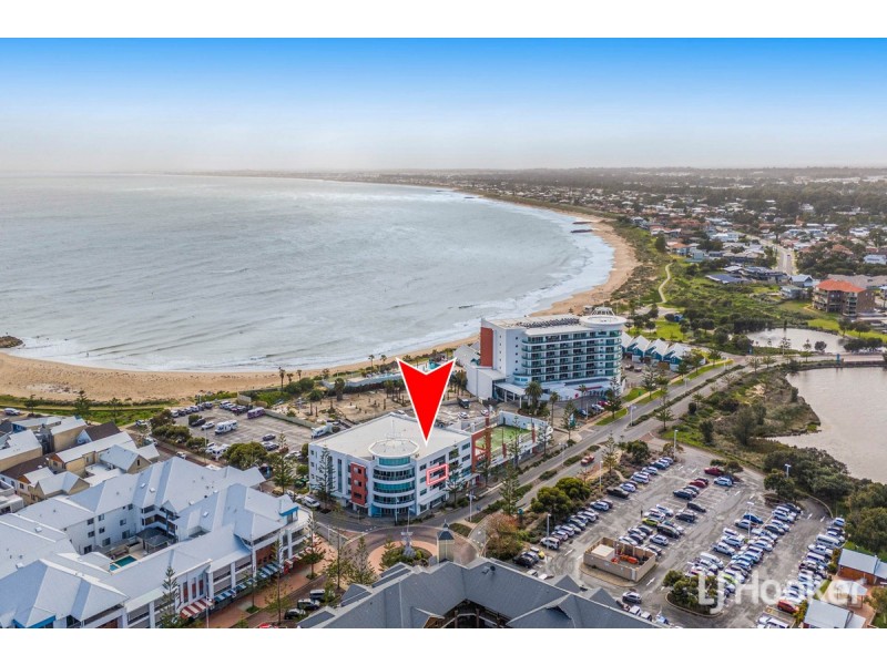 3205/16 Dolphin Drive, Mandurah WA 6210