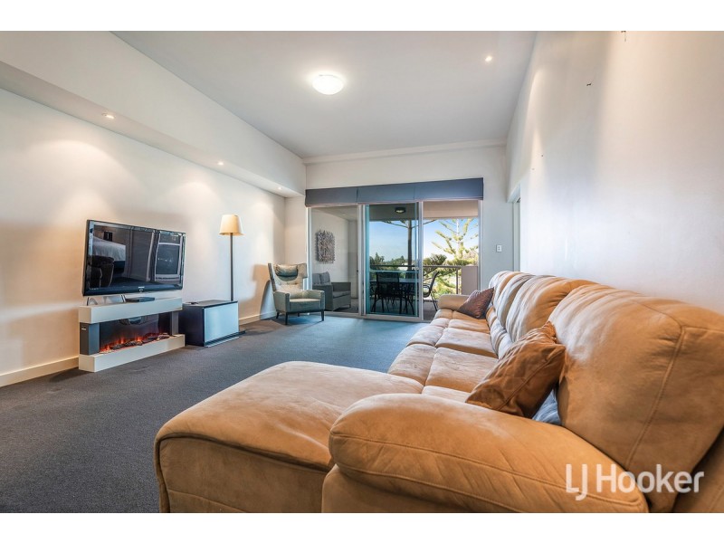 3205/16 Dolphin Drive, Mandurah WA 6210