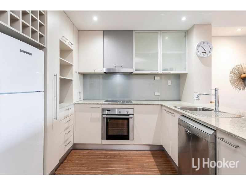 3205/16 Dolphin Drive, Mandurah WA 6210