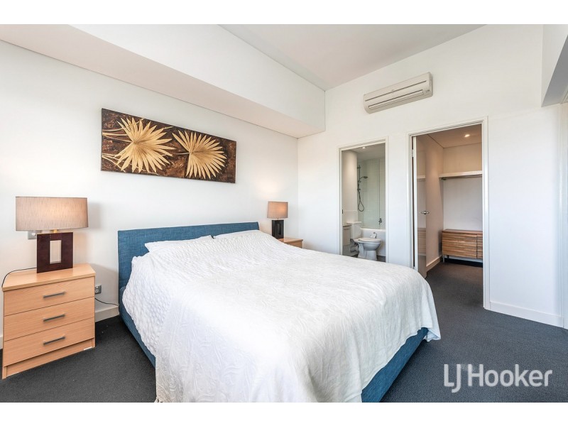 3205/16 Dolphin Drive, Mandurah WA 6210
