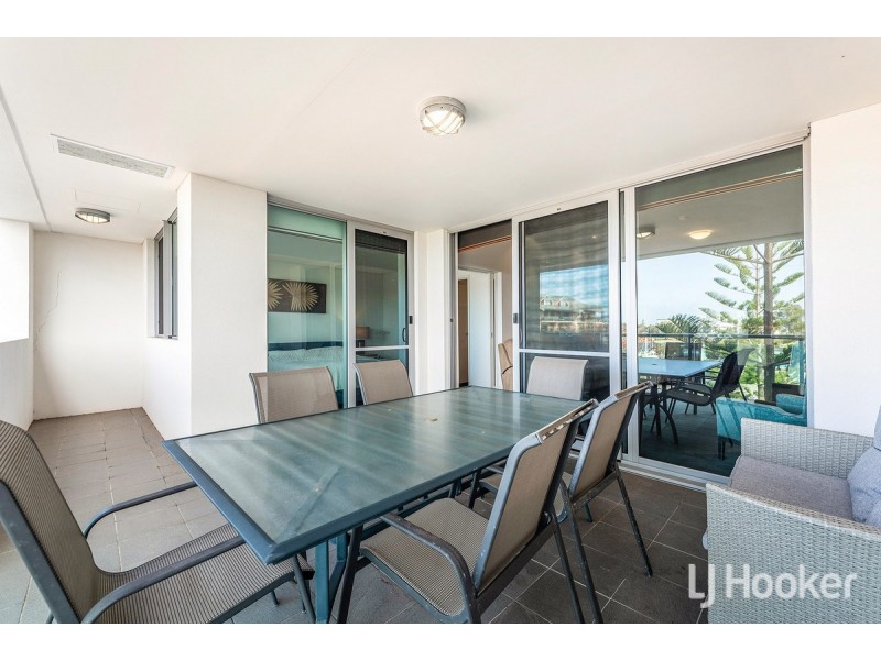 3205/16 Dolphin Drive, Mandurah WA 6210