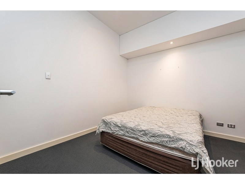 3205/16 Dolphin Drive, Mandurah WA 6210