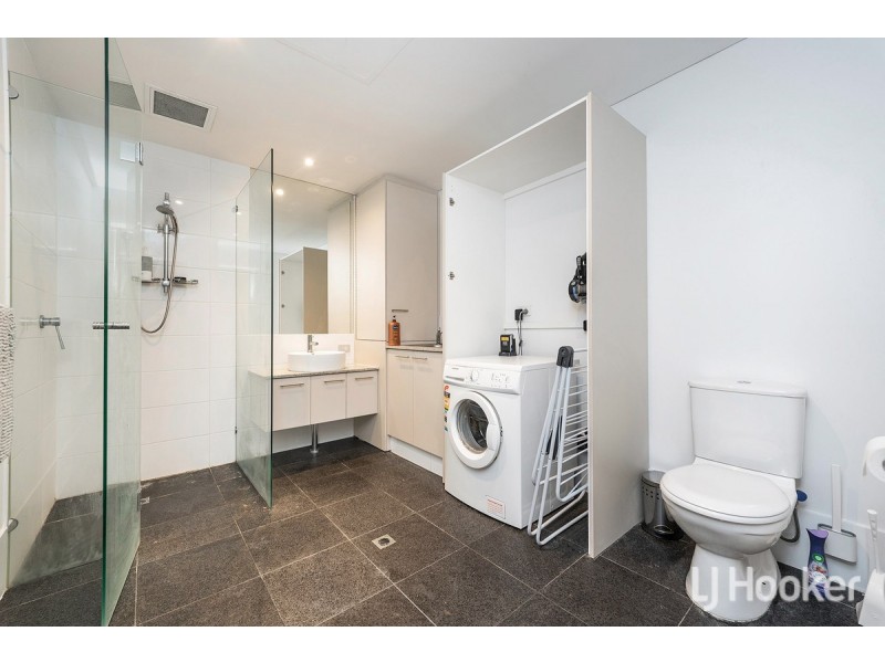 3205/16 Dolphin Drive, Mandurah WA 6210