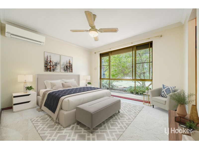 54 Oakmont Avenue, Meadow Springs WA 6210