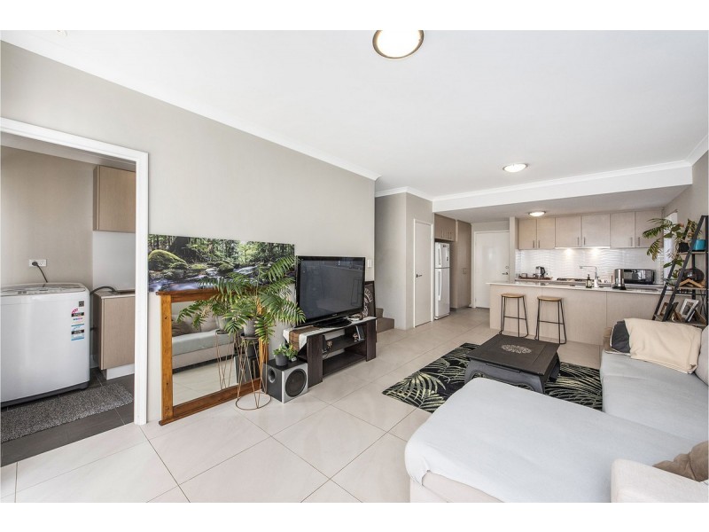 3/11 Eacott Street, Mandurah WA 6210