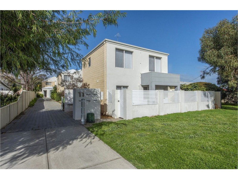 3/11 Eacott Street, Mandurah WA 6210