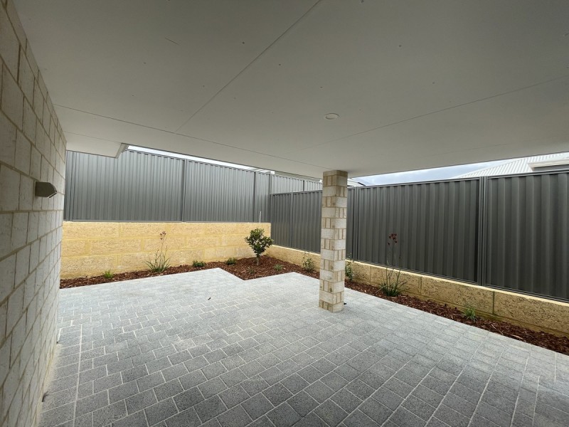 43 Coronardo Way, Madora Bay WA 6210