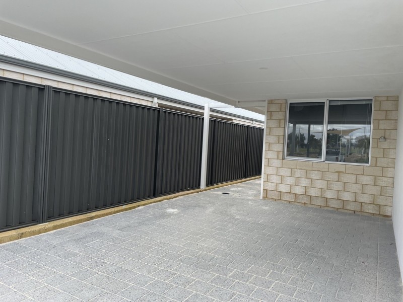 43A Coronardo Way, Madora Bay WA 6210