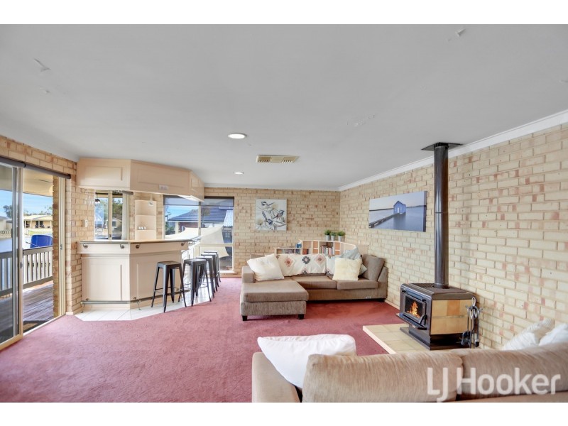 99 Allambi Way, South Yunderup WA 6208