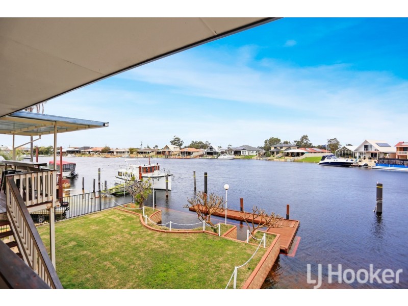 99 Allambi Way, South Yunderup WA 6208