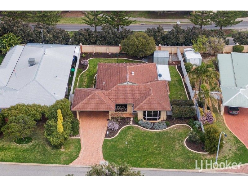 17 Lilac Green, Halls Head WA 6210