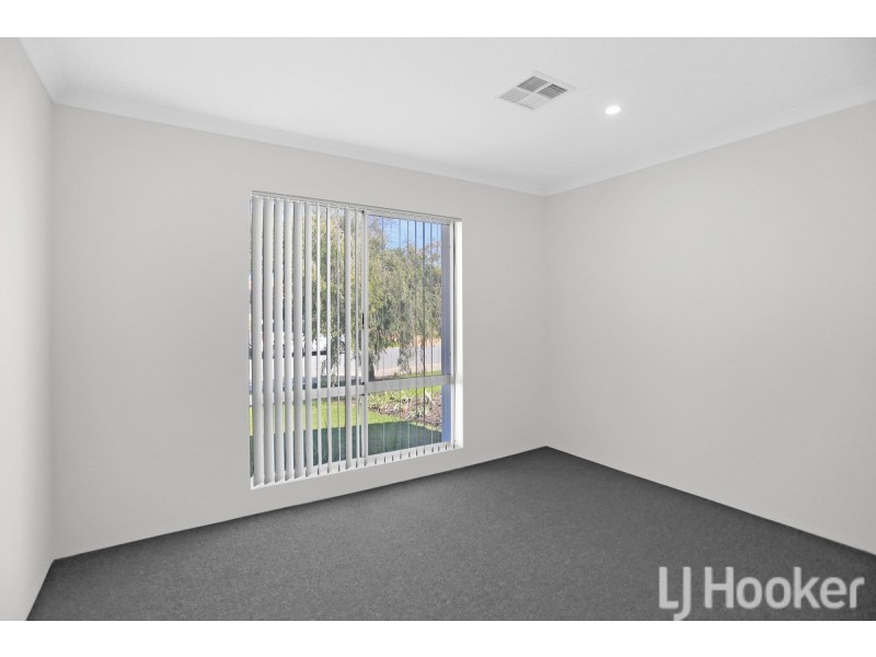 28 Swiftshire Road, Madora Bay WA 6210