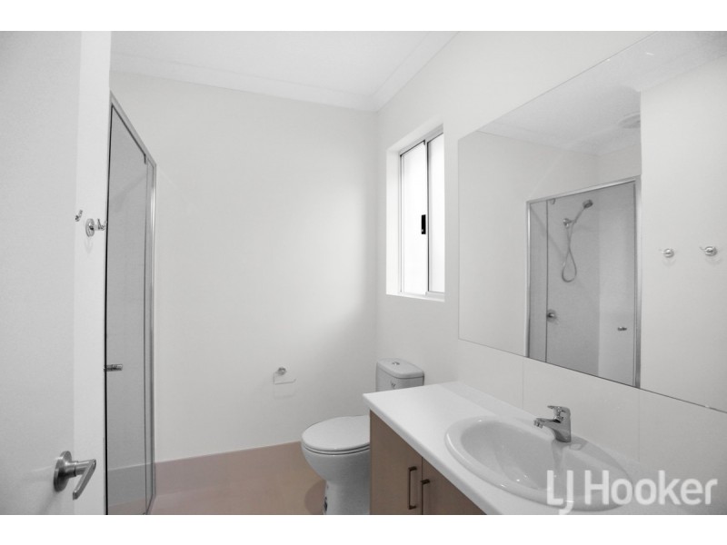 28 Swiftshire Road, Madora Bay WA 6210