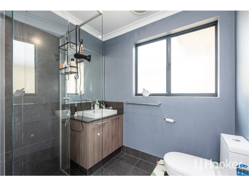 27 Orelia Street, Madora Bay WA 6210
