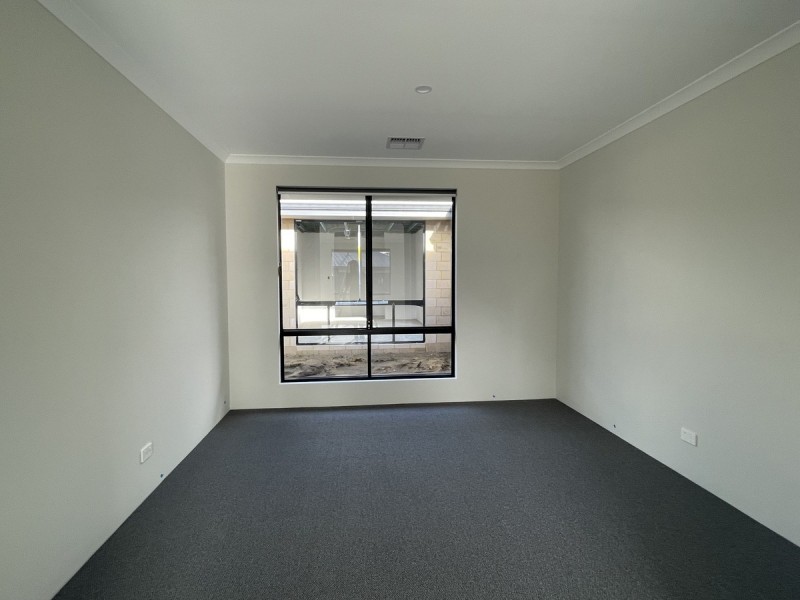 82 Paparone Road, Baldivis WA 6171