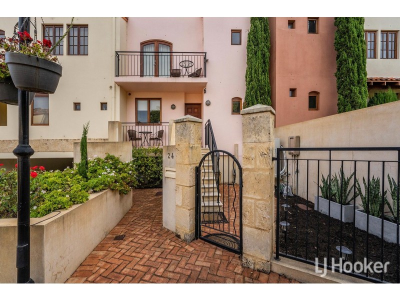 24/18 Port Quays, Wannanup WA 6210