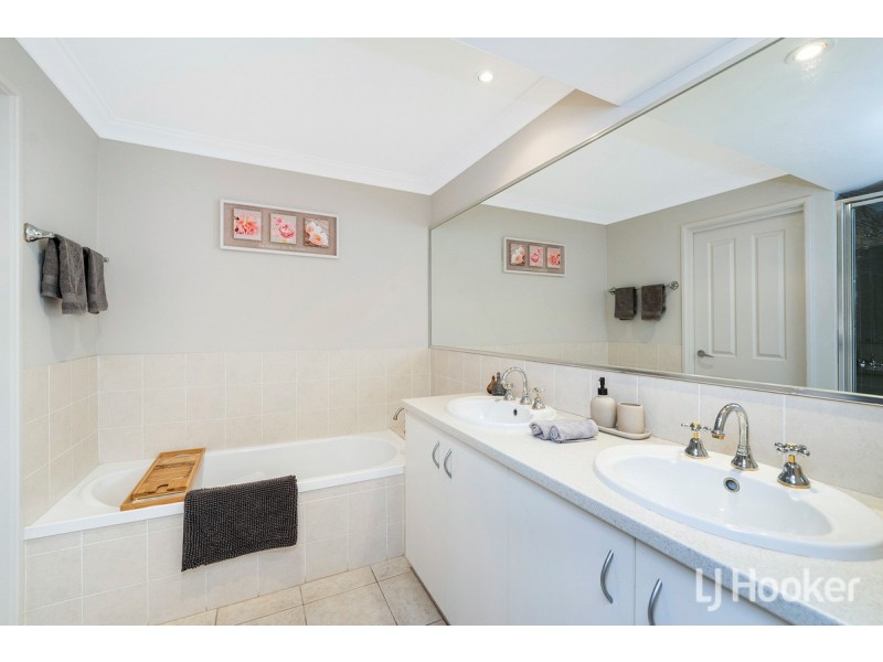 24/18 Port Quays, Wannanup WA 6210