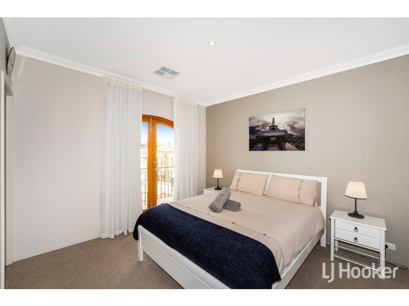 24/18 Port Quays, Wannanup WA 6210