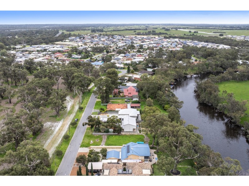 79 Rodoreda Crescent, Ravenswood WA 6208