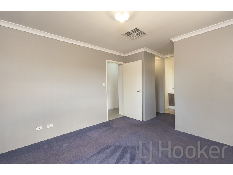 43 Arramall Trail, Lakelands WA 6180