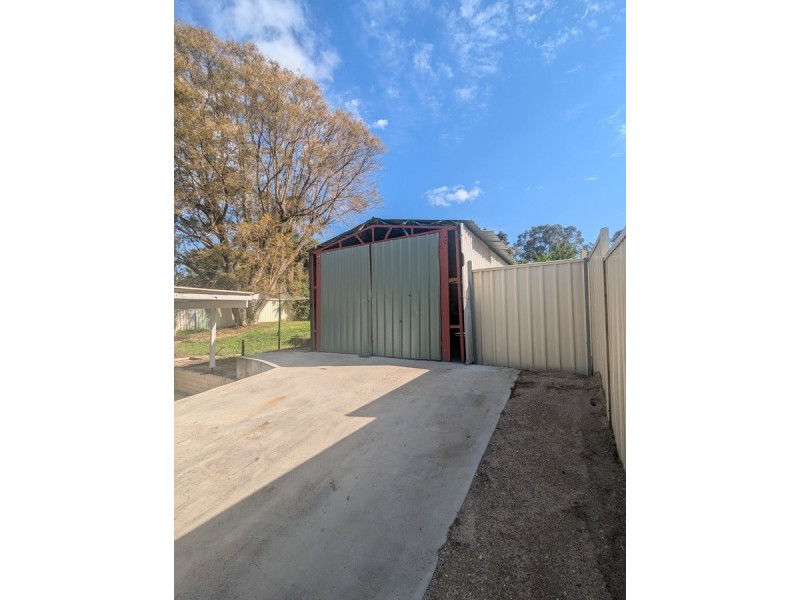 92 Calista Avenue, Calista WA 6167