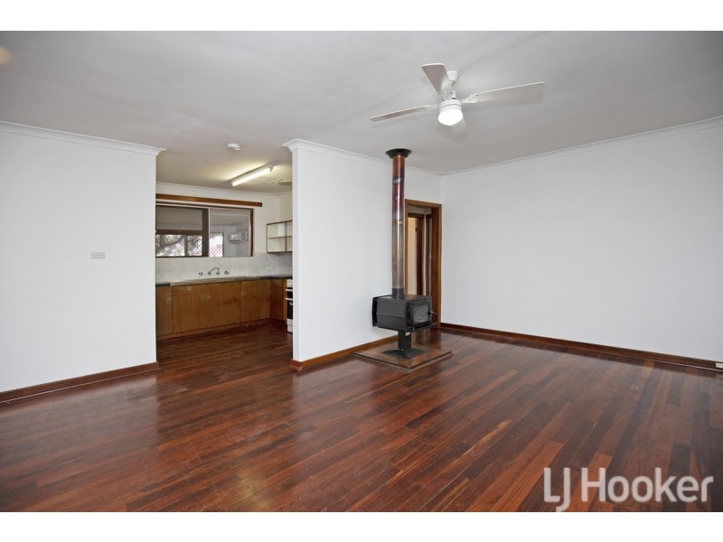 15 Leigh Street, Dudley Park WA 6210