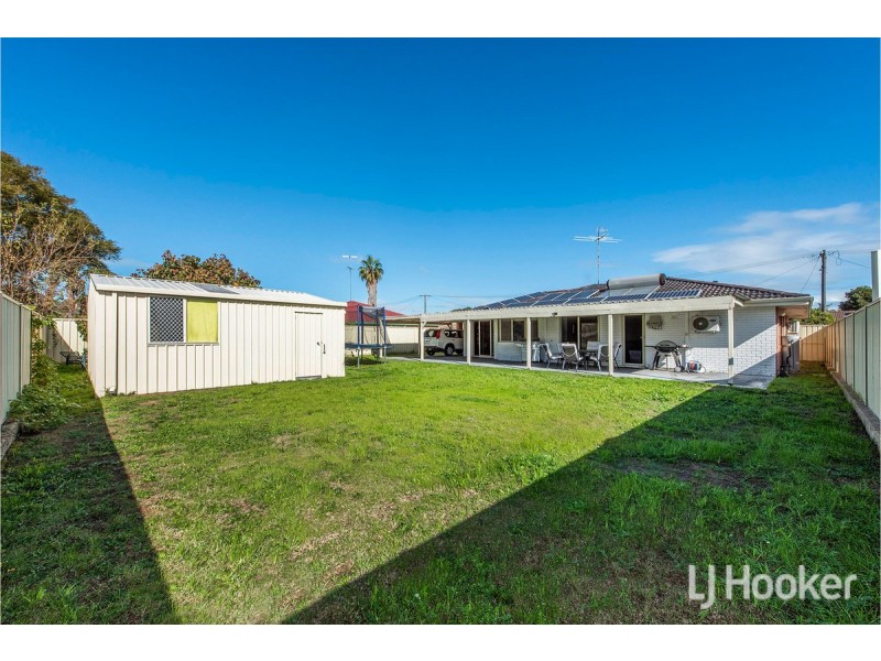 18 Dundas Place, Greenfields WA 6210