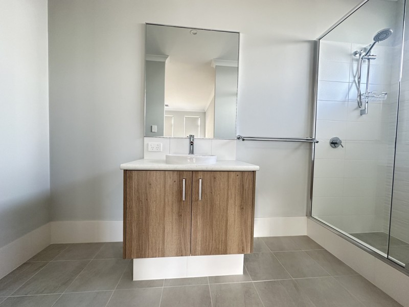 13 Moonlight Street, Madora Bay WA 6210