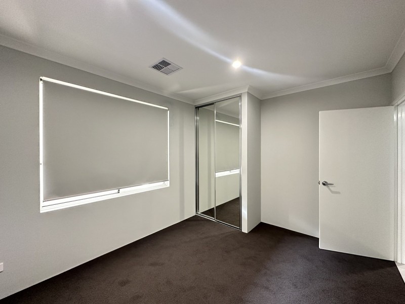 13 Moonlight Street, Madora Bay WA 6210