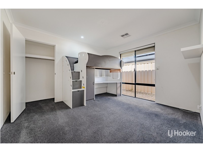 7 Lismore Ridge, Lakelands WA 6180