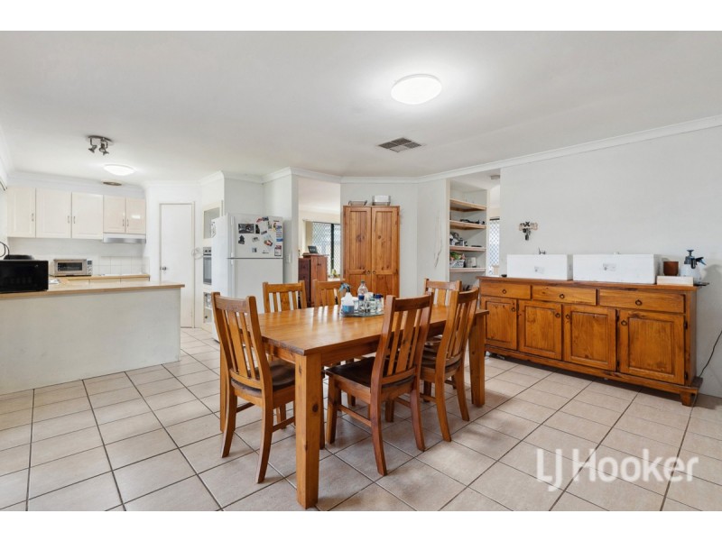 8 Oakover Turn, Greenfields WA 6210