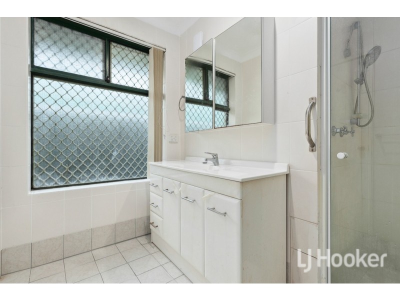 8 Oakover Turn, Greenfields WA 6210