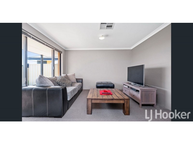 2 Keelia Vale, Lakelands WA 6180